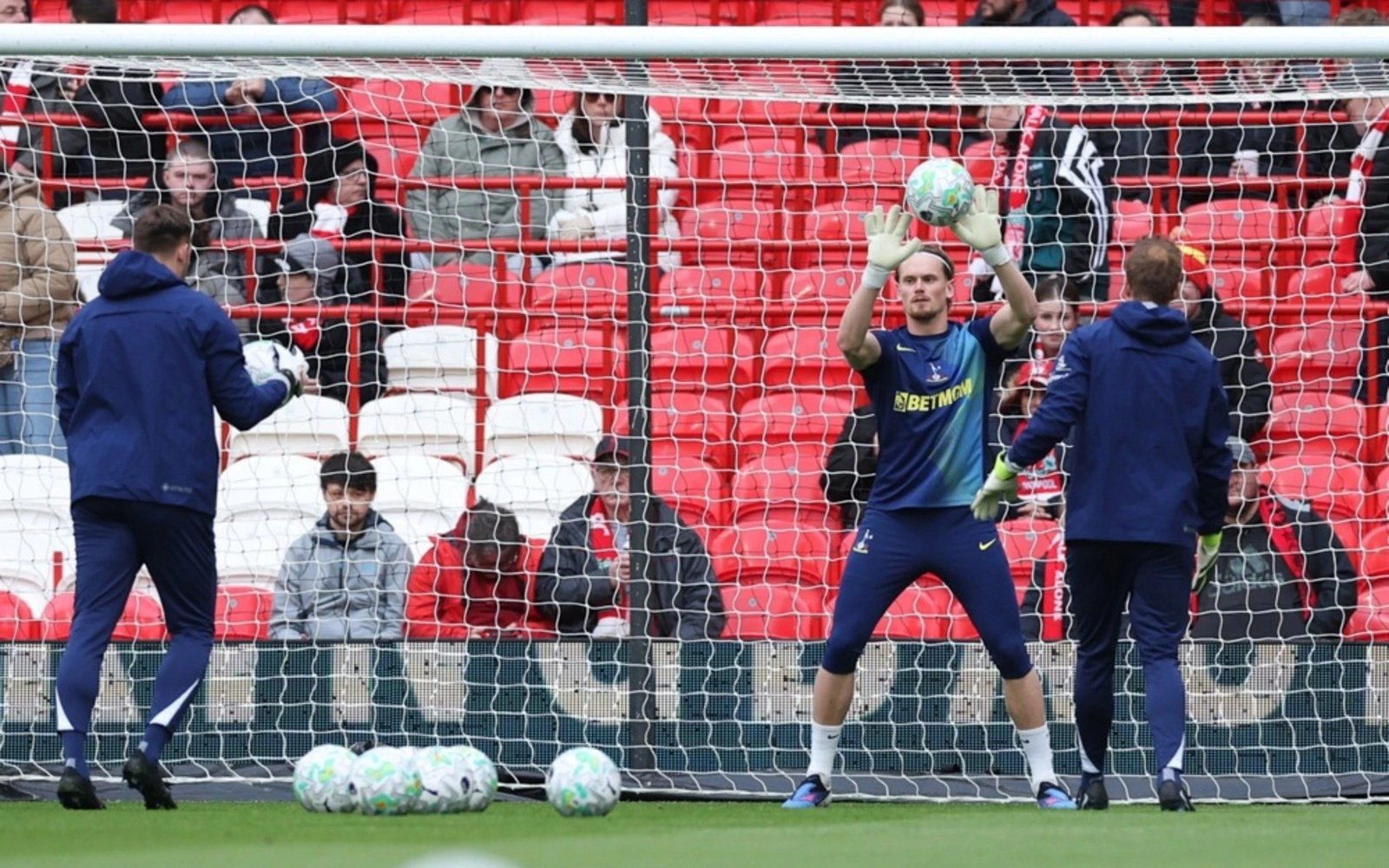 Kinsky says De Zerbi has lifted Tottenham’s spirits as club fights to avoid relegation