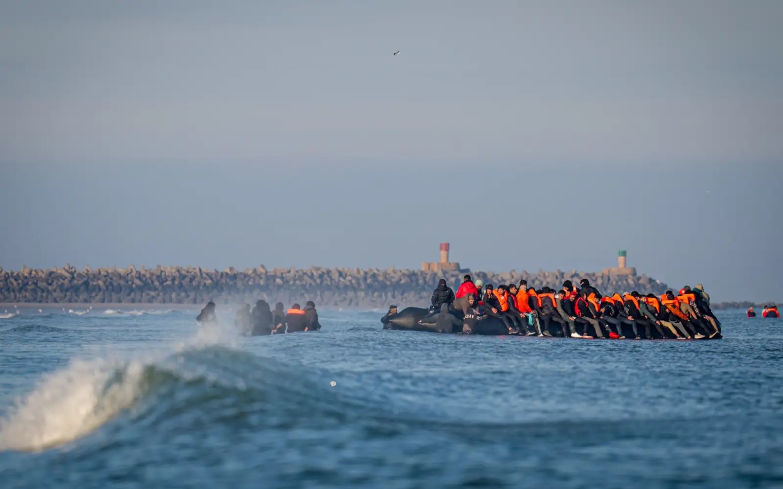 Number of small boat migrants to UK tops 200,000