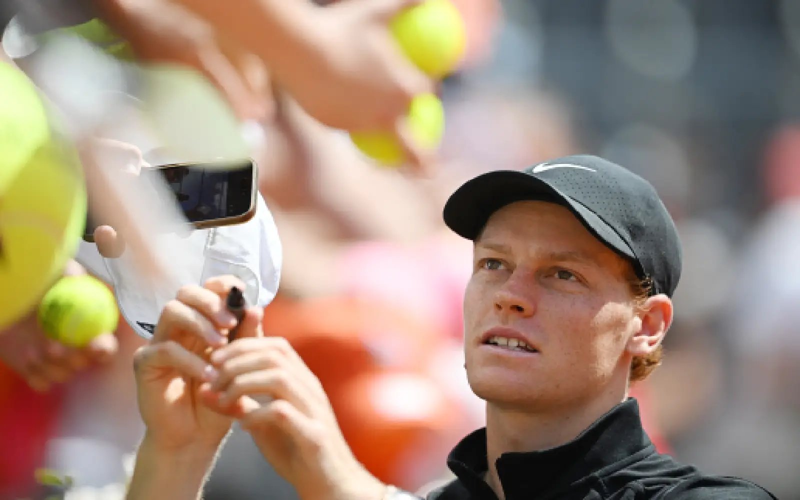 Sinner reaches Italian Open semis, breaks Masters 1000 winning streak record