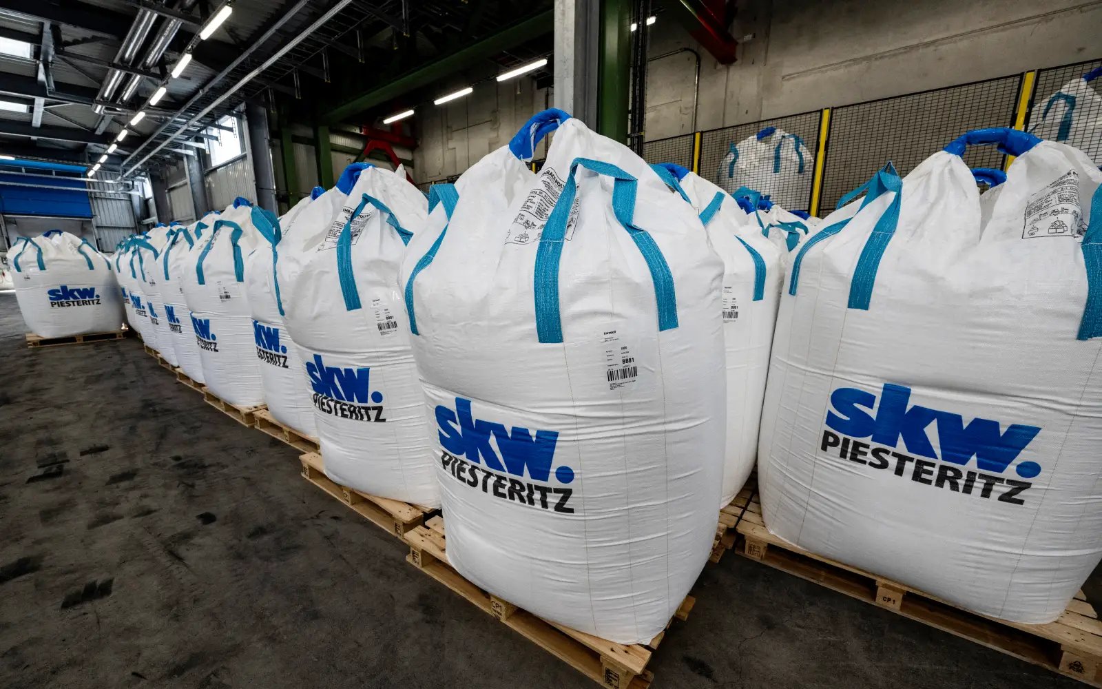 German fertiliser makers and farmers struggle with Iran war fallout