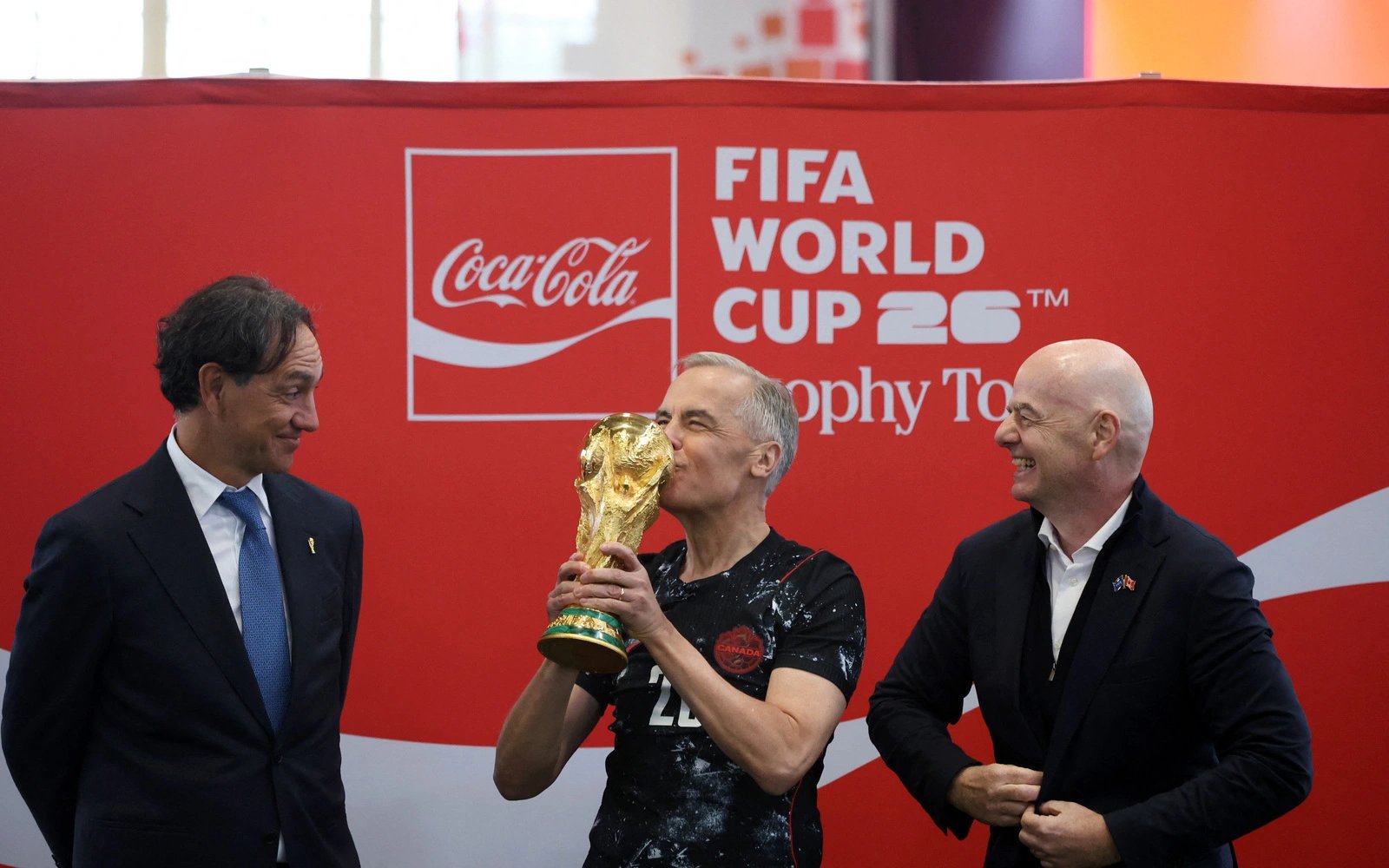 Toronto’s multiculturalism on full display during city’s World Cup trophy visit