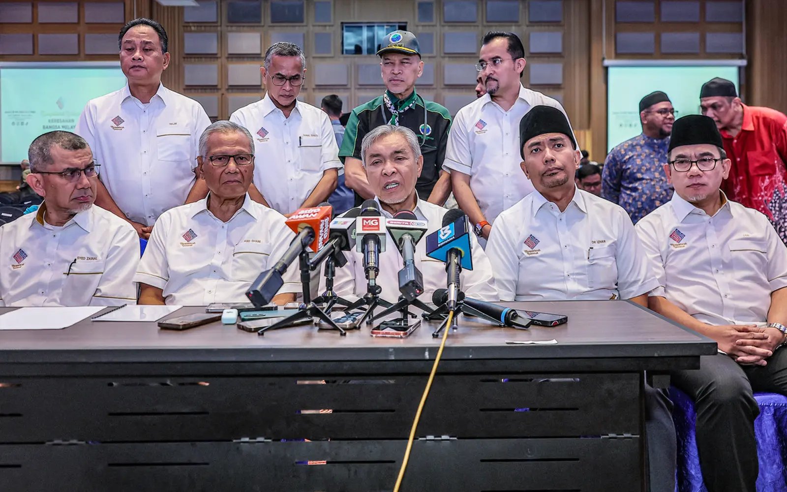 Bumiputera issue a national agenda, not extremist, says Zahid