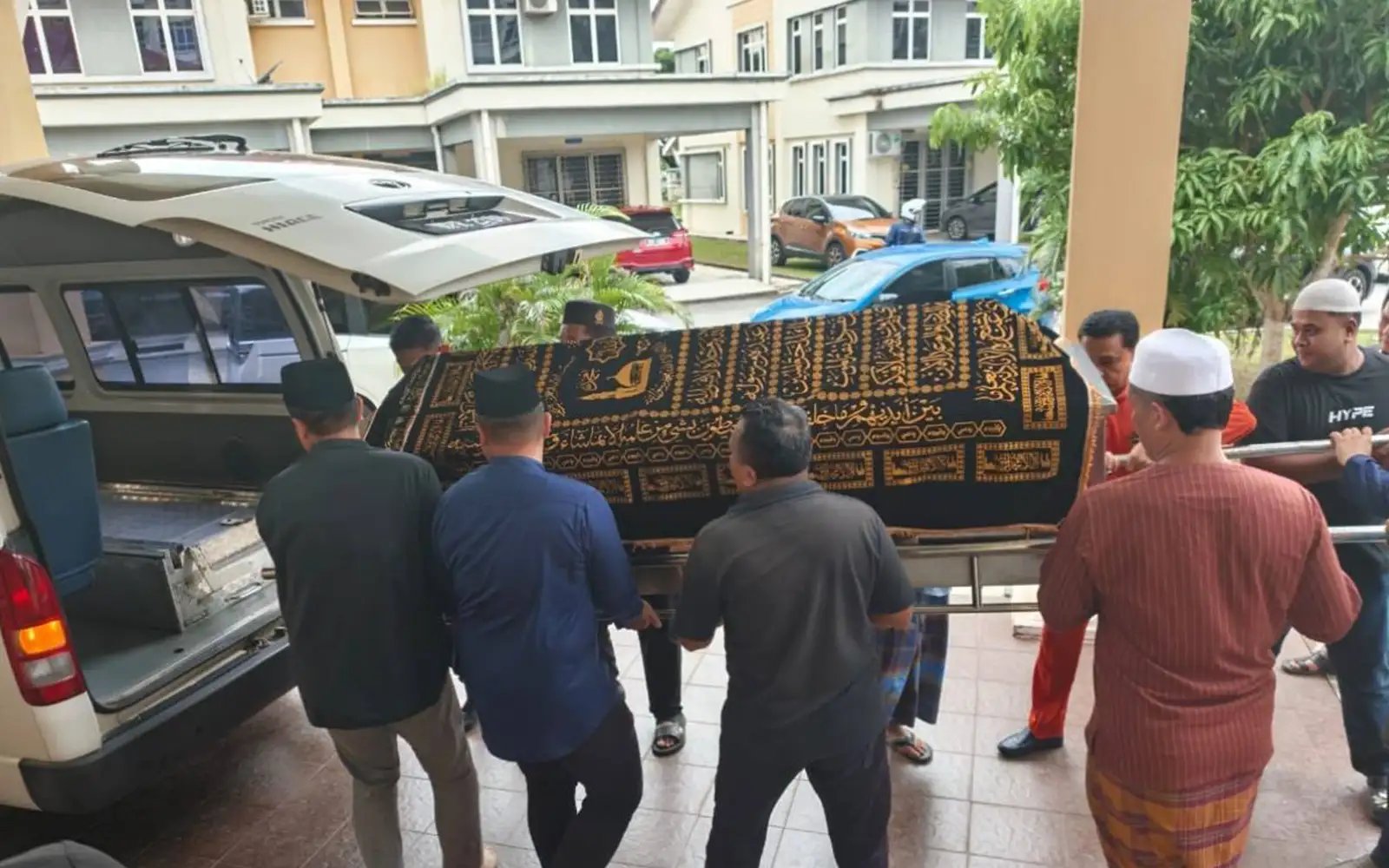 5 beradik yatim piatu di pagi raya, ibu bapa maut nahas