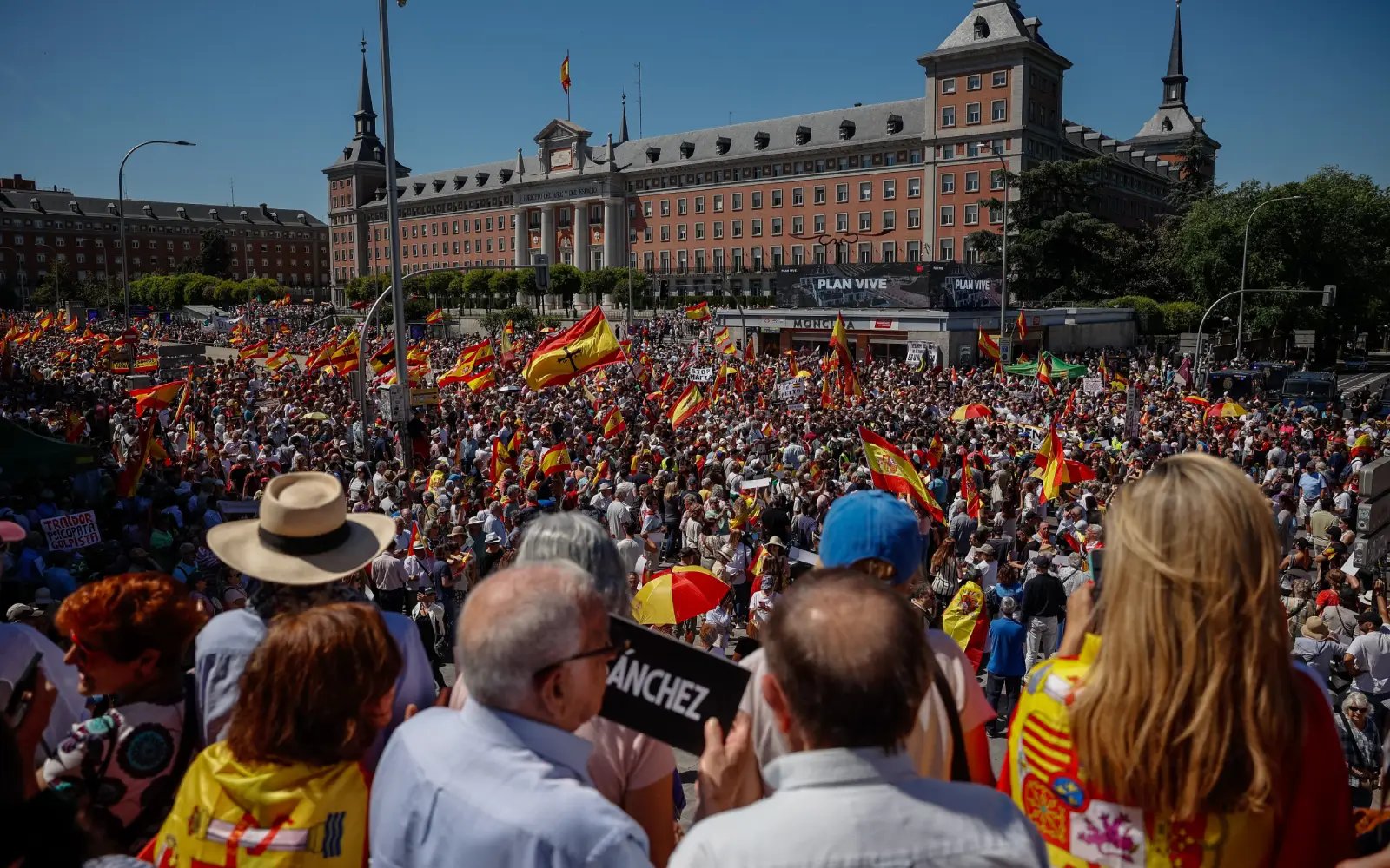 Tens of thousands march in Madrid to demand prime minister’s resignation
