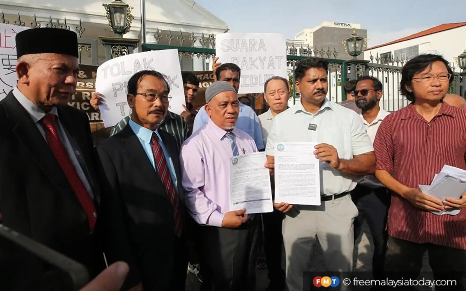 Residents urge PAC to probe Jelutong landfill reclamation deal
