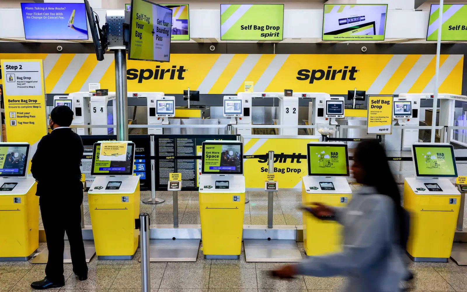 US airlines step up as Spirit winds down