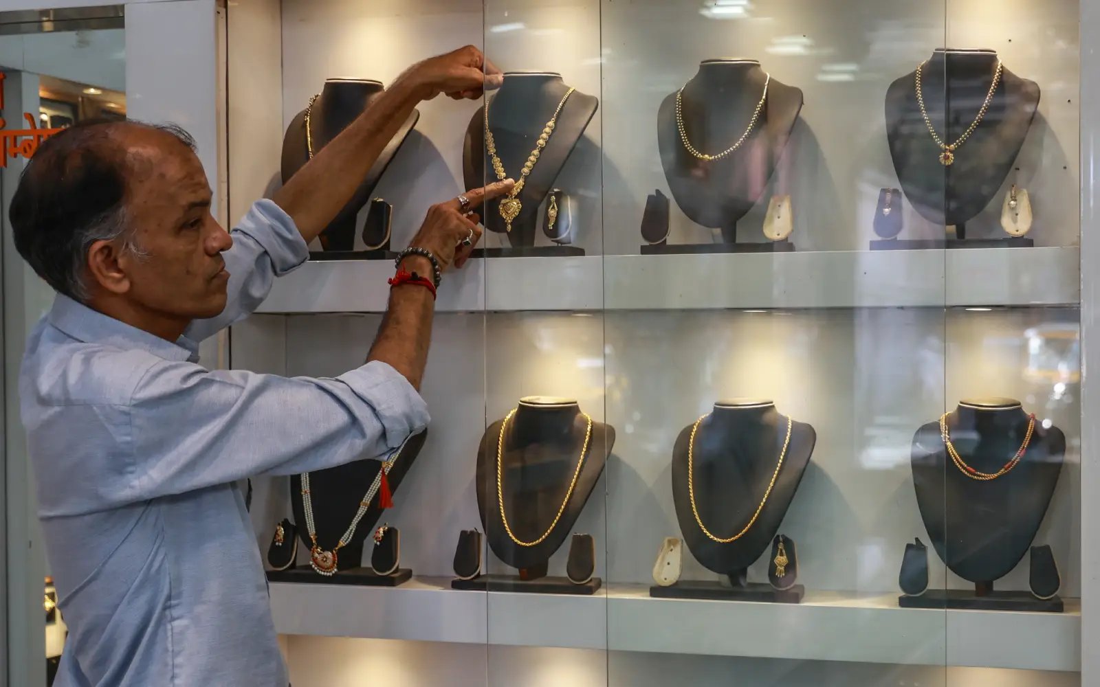 India hikes gold, silver duties to protect sliding rupee