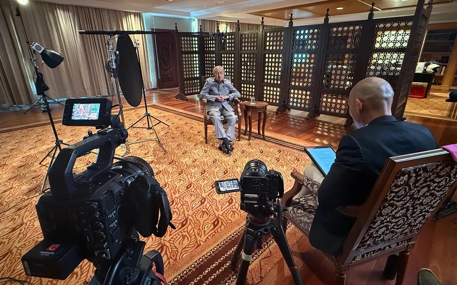 Saya tak peduli dengan legasi, kata Dr M dalam dokumentari menang anugerah