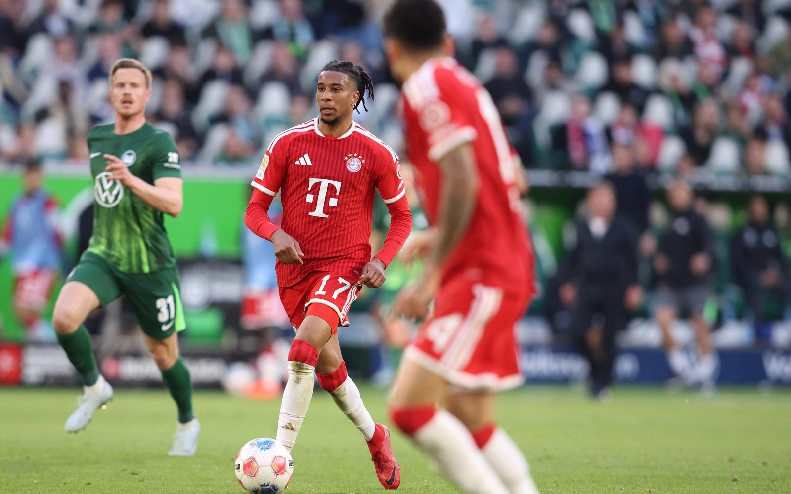 Kane’s penalty miss as Olise rescues Bayern in vital Wolfsburg win