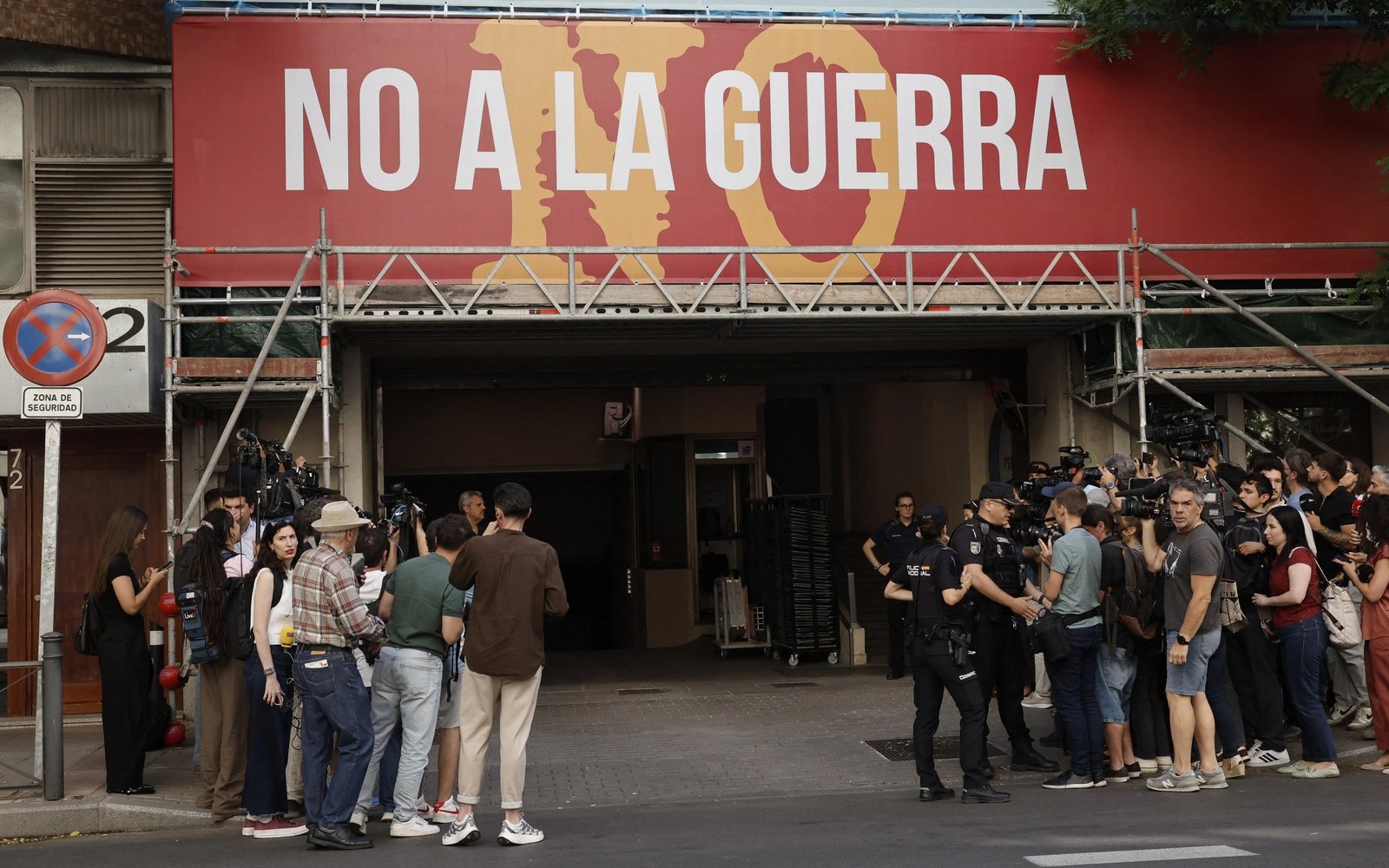 Police enter Spain’s ruling party HQ in graft probe