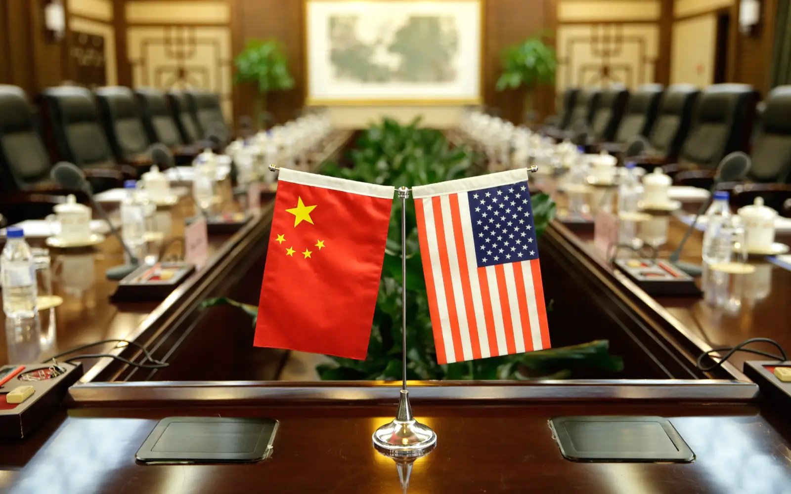 AI rivalry overshadows push for guardrails at Xi-Trump talks
