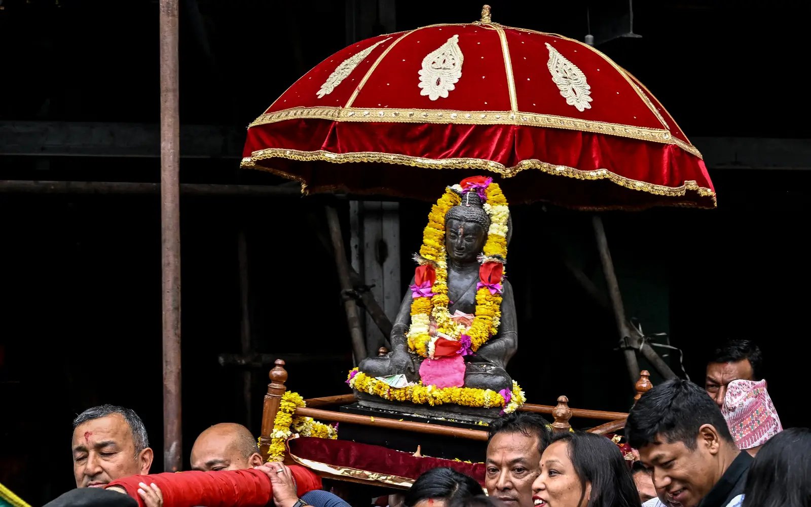 Nepali temple celebrates return of stolen Buddha statue