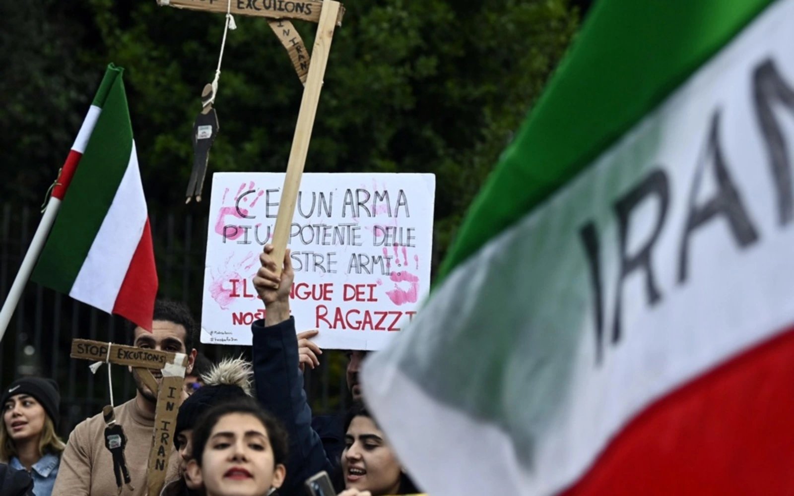 Iran executes 3 men over involvement in anti-govt protests