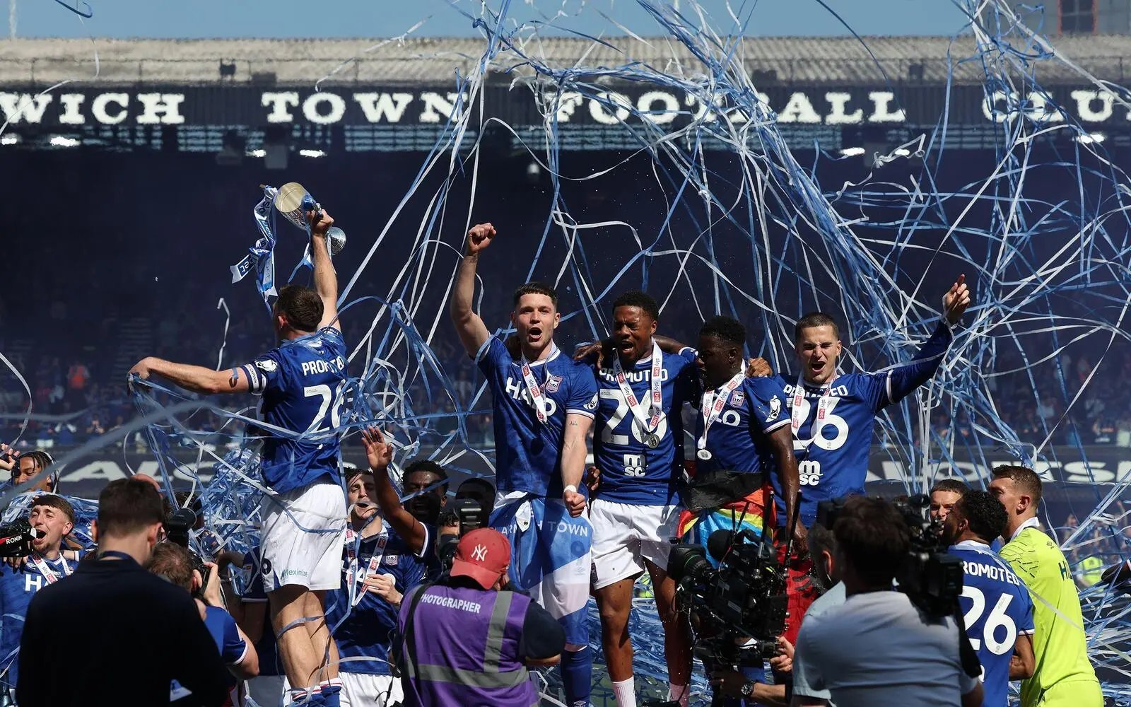 Ipswich promoted to the Premier League, Wrexham miss the playoffs