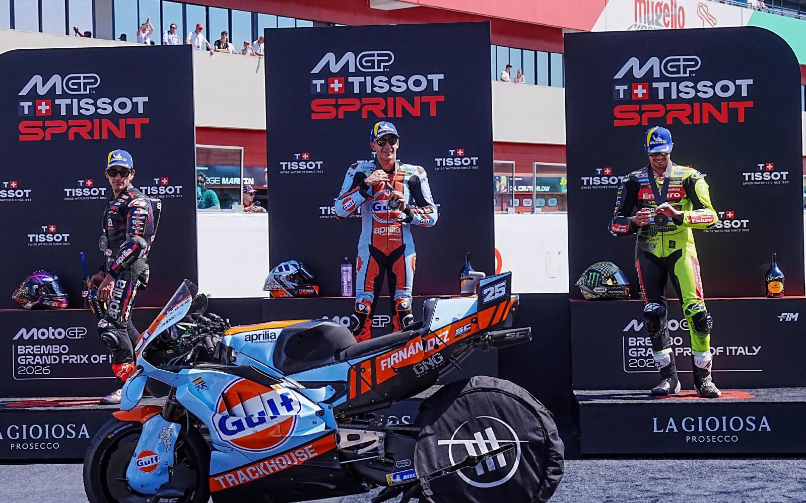 Fernandez usurps favourites in Italian MotoGP sprint race