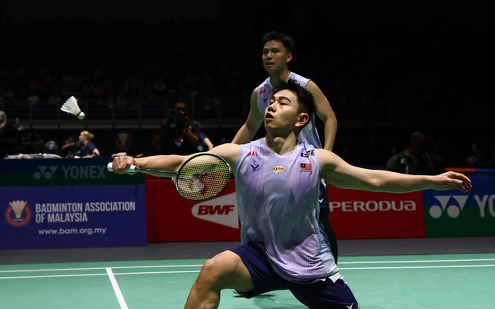 Sze Fei-Izzuddin shock Aaron-Wooi Yik to clinch final berth