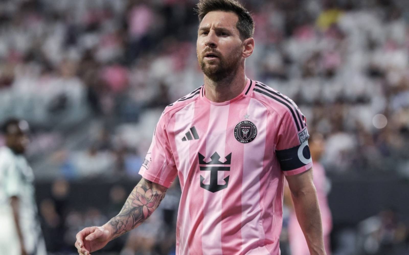 Messi exits MLS game in injury scare ahead of World Cup