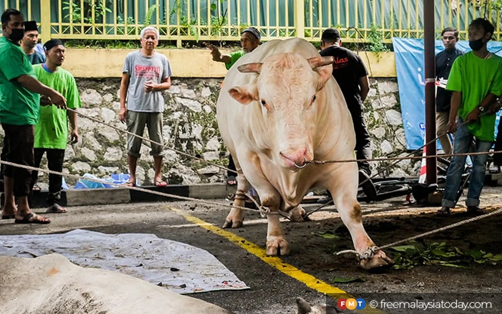 Raya korban kurang glamor