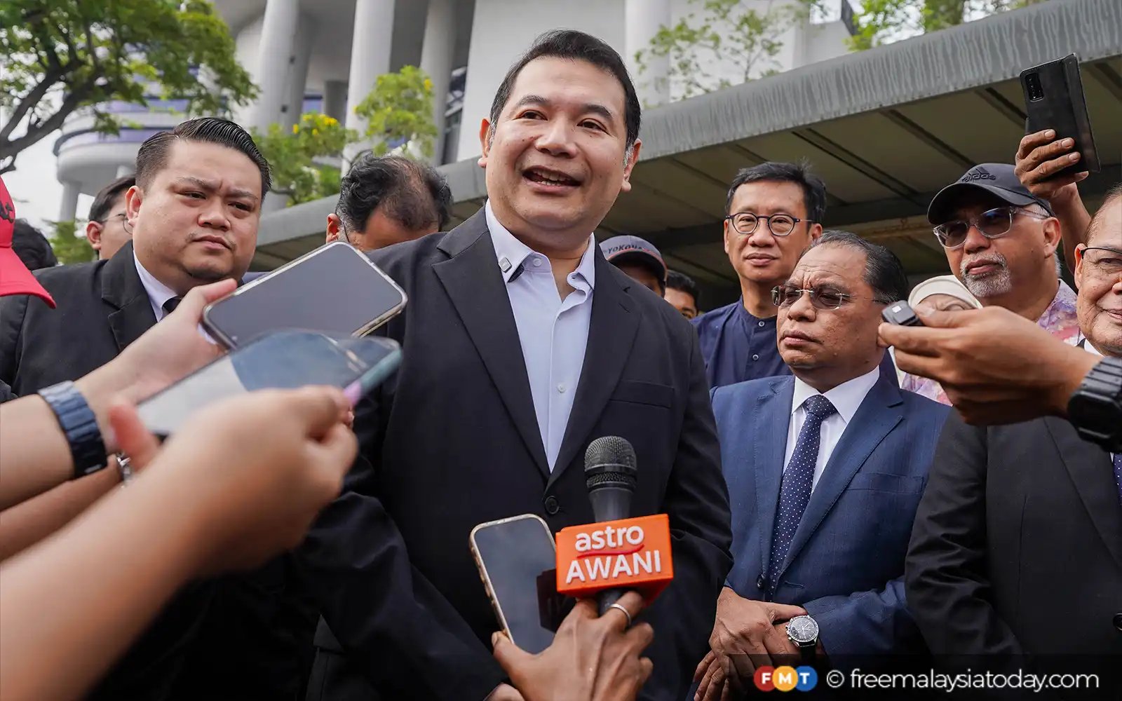 MACC to continue questioning Rafizi tomorrow