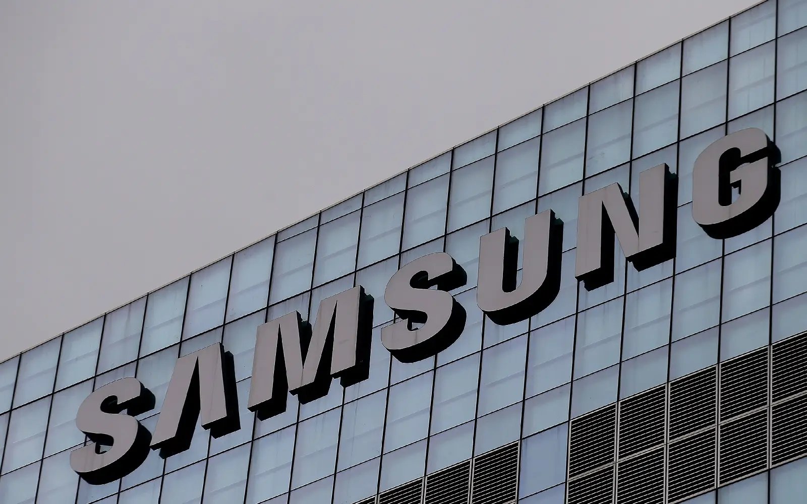 Samsung plans US$1.5bil chip testing plant in Vietnam