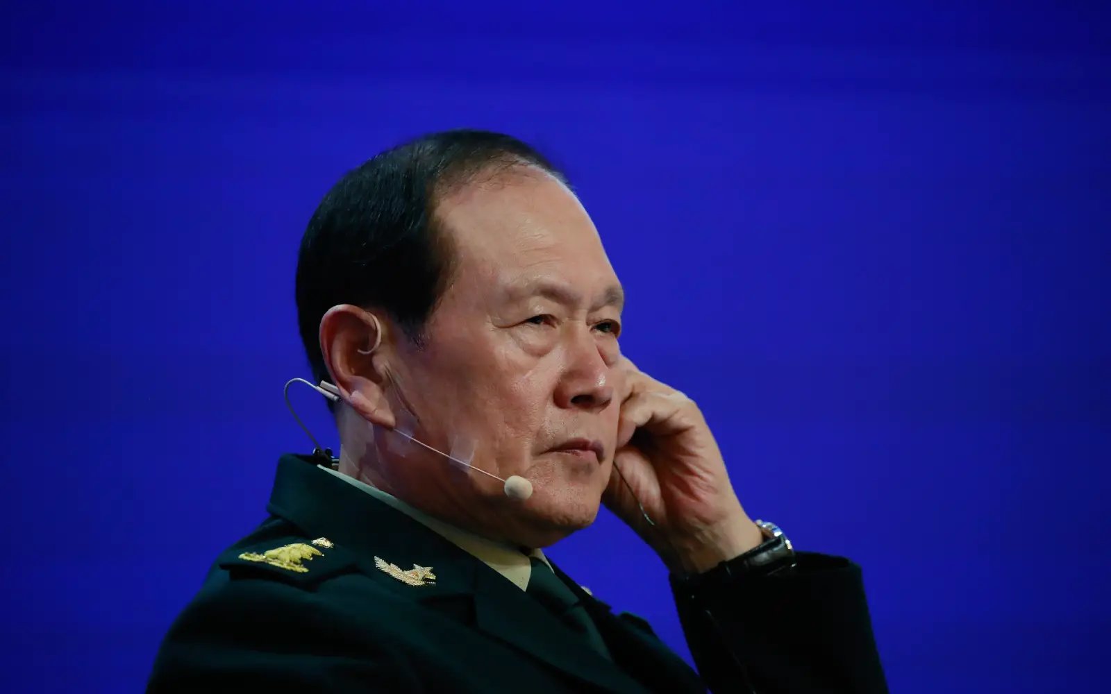 China sentences former defence ministers to death with reprieve