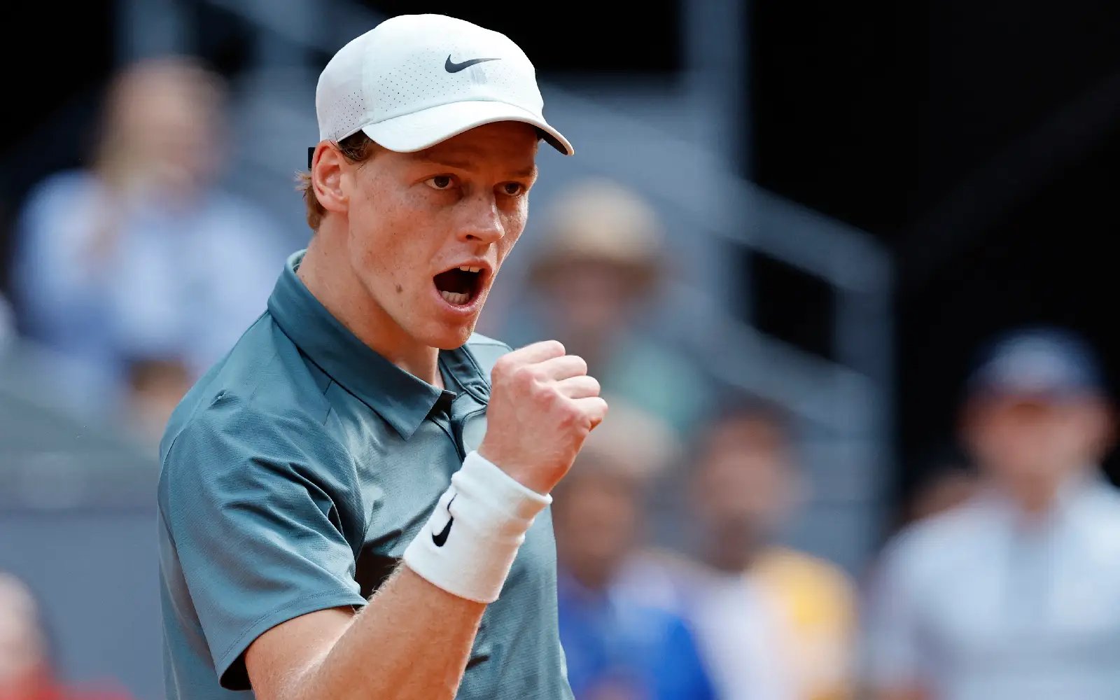 Top seeds Sinner, Zverev reach Madrid Open final