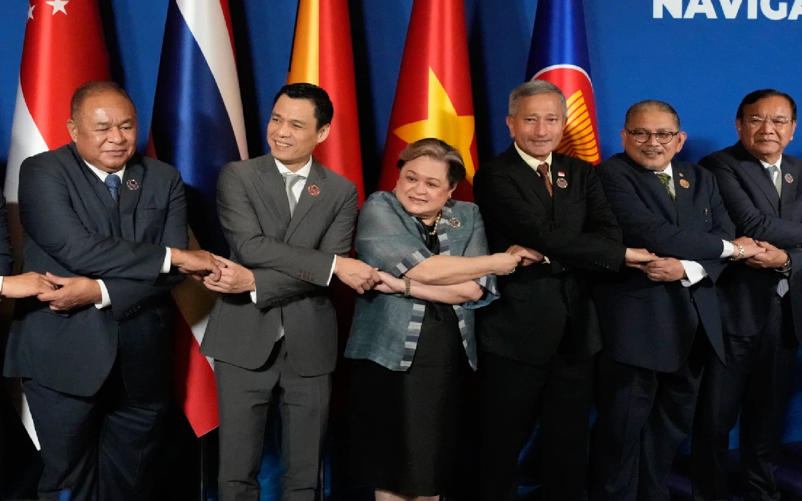 Asean summit kicks off with calls for joint response to energy crisis