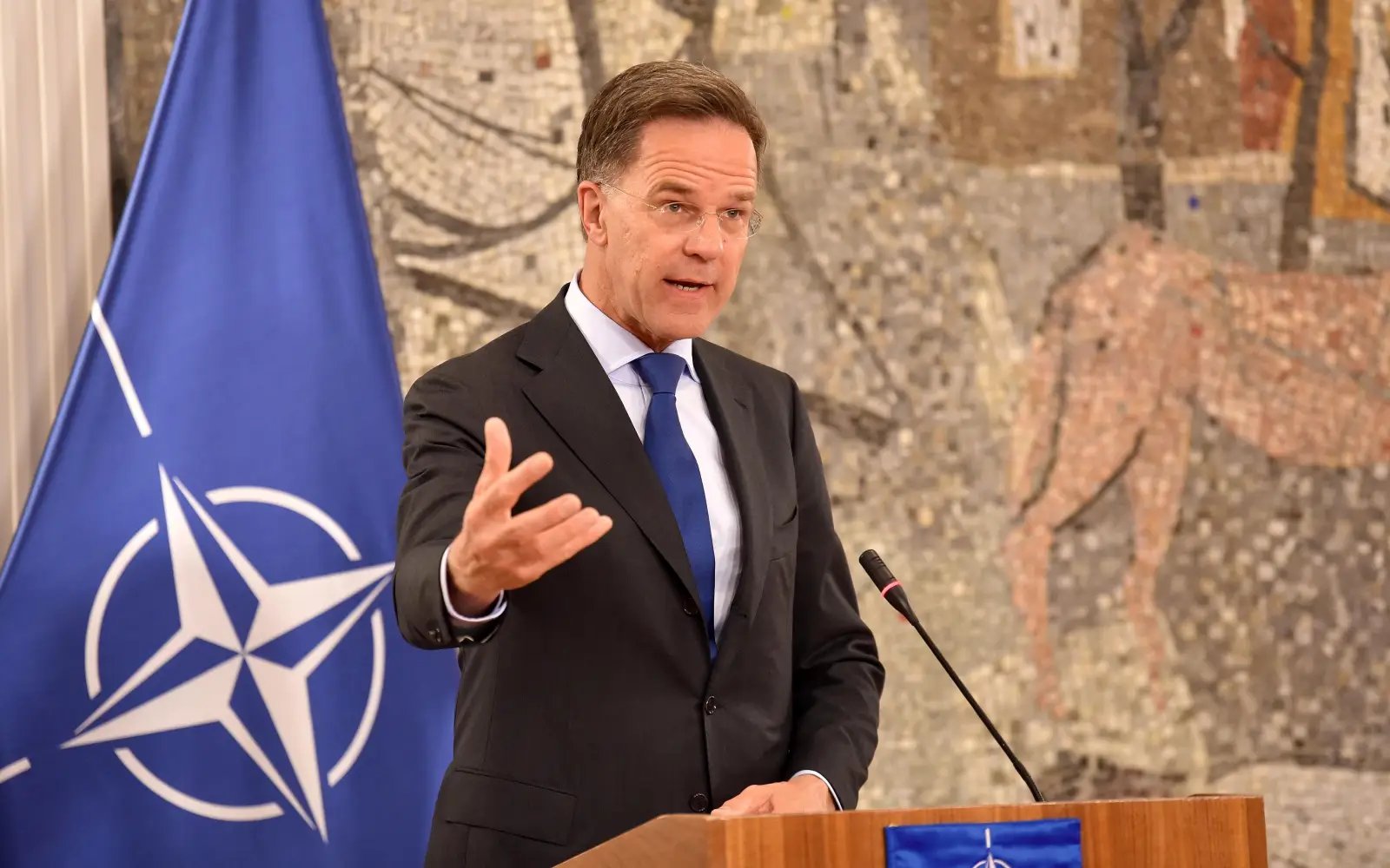 Nato chief in Kyiv says Russia ‘increasingly desperate’