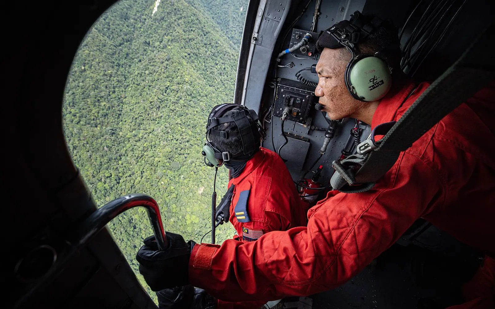 Orang Asli rally to join search for missing hiker Jaslinda