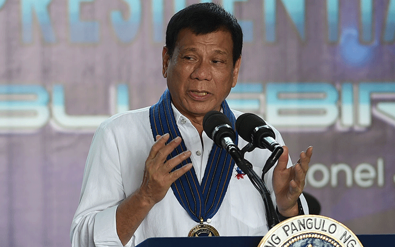 Philippines’ Duterte sacks all top customs officials over drugs